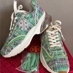Brand new NEVER WORN Tory Burch Good Luck Trainer in Blue/Green